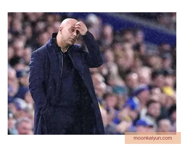 菲戈风格再现，新锐球员在比赛中盘带技巧惊艳，状态回暖