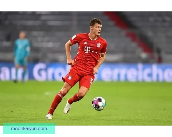 帕瓦尔在拜仁时期表现稳健，逐渐成为球队防线核心。